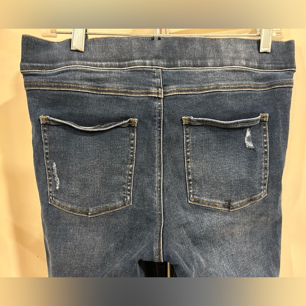 SPANX - Jeans - Straight / Tapered Ankle - Size Large - Picture 8 of 11
